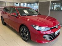 Usata VW Passat Elegance 150 CV (110 kW) 2024 Rosso Station wagon