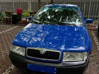 Używany Skoda Octavia 105 KM (77 kW) 2009 Niebieski Sedan/Limuzyna