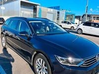 Gebraucht VW Passat 150 PS (110 kW) 2015 Blau Kombi