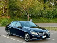 Używany Mercedes E300 252 KM (185 kW) 2013 Niebieski Sedan/Limuzyna