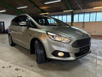 Gebraucht Ford S-MAX Titanium 150 PS (110 kW) 2016 Silber Van / Kleinbus