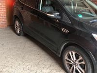 Gebraucht Ford Kuga Individual 179 PS (131 kW) 2016 Schwarz SUV
