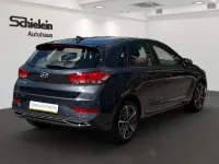 Gebraucht Hyundai i30 Trend 120 PS (88 kW) 2022 Grau Limousine