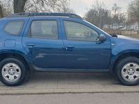 gebraucht Dacia Duster I Laureate 4x2*NAVI*RFK*SHZ*KLIMA*AHK*