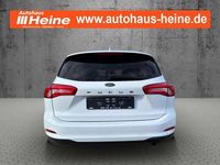 Gebraucht Ford Focus Titanium 150 PS (110 kW) 2019 Frostweiß Kombi