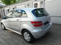 Używany Mercedes B170 116 KM (85 kW) 2005 Srebrny Minivan
