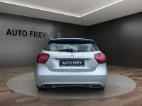 Gebraucht Mercedes A180 Urban 122 PS (89 kW) 2015 Silber Kleinwagen