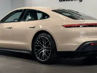 Gebraucht Porsche Taycan 419 kW (571 PS) 2022 Coffeebeige Kombi
