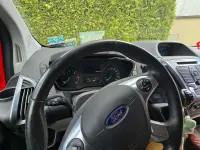 Gebraucht Ford Tourneo 170 PS (125 kW) 2017 Rot Van / Kleinbus