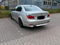 Gebraucht BMW 530 231 PS (169 kW) 2003 Silber Limousine