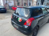 Gebraucht Suzuki Swift 92 PS (67 kW) 2011 Schwarz Kleinwagen