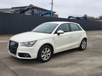 Gebraucht Audi A1 Sportback Attraction 86 PS (63 kW) 2012 Weiß Kleinwagen