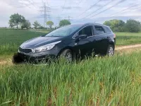 Używany Kia Ceed 136 KM (100 kW) 2014 Czarny Hatchback