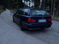 Gebraucht BMW 520 150 PS (110 kW) 1998 Blau Kombi
