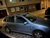 Second-hand Skoda Fabia 101 CP (74 kW) 2004 Argintiu Berlinǎ