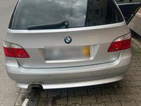 Gebraucht BMW 520 183 PS (134 kW) 2009 Grau Kombi