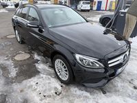Gebraucht Mercedes C220 170 PS (125 kW) 2015 Schwarz Limousine