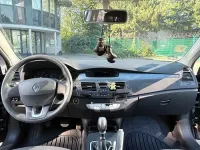 Gebraucht Renault Laguna III 150 PS (110 kW) 2010 Schwarz Kombi