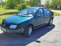 Second-hand VW Bora 105 CP (77 kW) 2000 Verde Berlinǎ