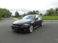 Gebraucht BMW 318 143 PS (105 kW) 2011 Schwarz Kombi