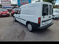 Gebraucht Opel Combo 66 PS (48 kW) 2011 Weiß Van / Kleinbus