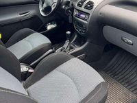 gebraucht Peugeot 206 CC 110