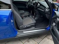 Gebraucht Mini One D 95 PS (69 kW) 2018 Blau Kleinwagen