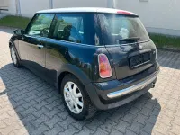 Käytetty Mini Cooper 116 HP (85 kW) 2002 Musta Viistoperä