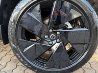 Gebraucht Volvo XC40 Plus 197 PS (144 kW) 2025 Onyx schwarz SUV