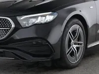Gebraucht Mercedes E300 AMG 197 PS (144 kW) 2025 Schwarz Limousine