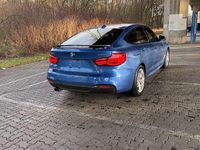 Gebraucht BMW 330 Sport Line 252 PS (185 kW) 2017 Blau Limousine