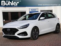Gebraucht Hyundai i30 Select 101 PS (74 kW) 2024 Atlas white uni Limousine