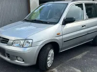 Gebraucht Mazda Demio Exclusive 75 PS (55 kW) 2001 Silber Kleinwagen