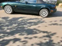 Gebraucht Mazda MX5 114 PS (83 kW) 1992 Grün Cabrio