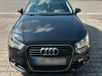 Używany Audi A1 Attraction 86 KM (63 kW) 2011 Czarny Hatchback