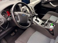 Gebraucht Ford S-MAX Business Edition 140 PS (102 kW) 2014 Blau Van / Kleinbus