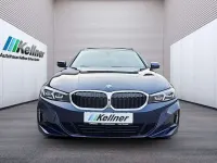 Gebraucht BMW 320 Sport Line 190 PS (139 kW) 2024 Blau Limousine