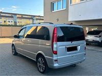 Gebraucht Mercedes Viano 150 PS (110 kW) 2004 Silber Van / Kleinbus