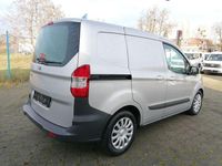 Gebraucht Ford Transit Trend 95 PS (69 kW) 2018 Polarsilber metallic (metallic) Van