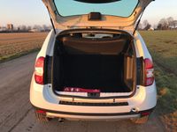Gebraucht Dacia Duster Lauréate 105 PS (77 kW) 2015 Weiß metallic SUV