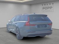 Gebraucht Volvo V60 Plus 197 PS (144 kW) 2024 Vapour grey / metallic Kombi