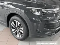 Neu VW Tiguan 150 PS (110 kW) 2026 Uranograu (grau) SUV