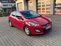 Gebraucht Hyundai i30 99 PS (72 kW) 2014 Limousine
