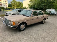 Gebraucht Mercedes 200 61 PS (44 kW) 1985 Beige Limousine