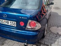 Gebraucht Lexus IS200 155 PS (114 kW) 1999 Blau Limousine