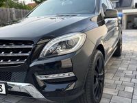 Gebraucht Mercedes ML350 258 PS (189 kW) 2012 Schwarz SUV