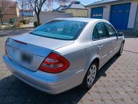 Gebraucht Mercedes E240 Classic 170 PS (125 kW) 2003 Silber Limousine