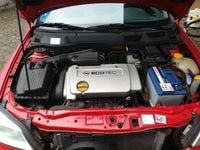 Gebraucht Opel Astra 101 PS (74 kW) 2002 Rot Kombi