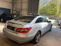 Gebraucht Mercedes E350 292 PS (214 kW) 2009 Silber Coupé