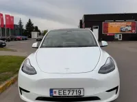 Usata Tesla Model Y 219 kW (299 CV) 2023 Bianco SUV
